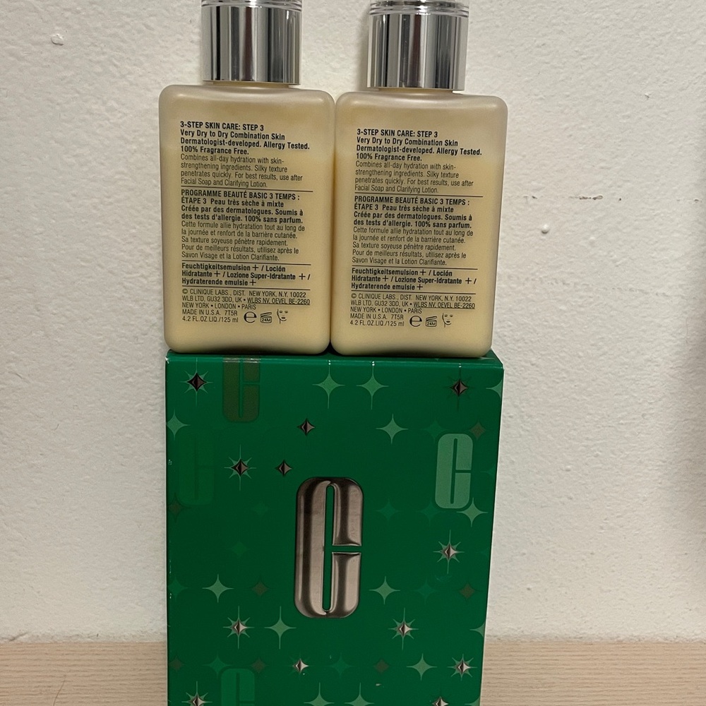 2PCS Clinique Dramatically Different Moisturizing Lotion With Pump 4.2oz/125ml - Picture 2 of 4